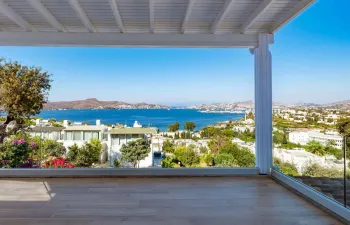 Yalıkavak'ta Deniz Manzaralı Tam Eşyalı Aile Villası
